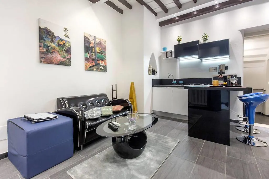 Gauguin Modern House Apartment Florence Italy
